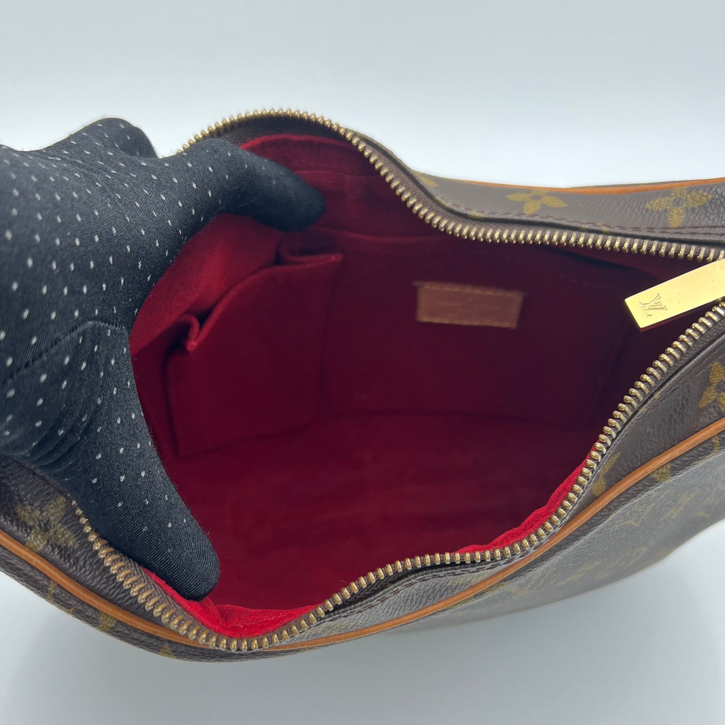 LV Monogram Croissant MM