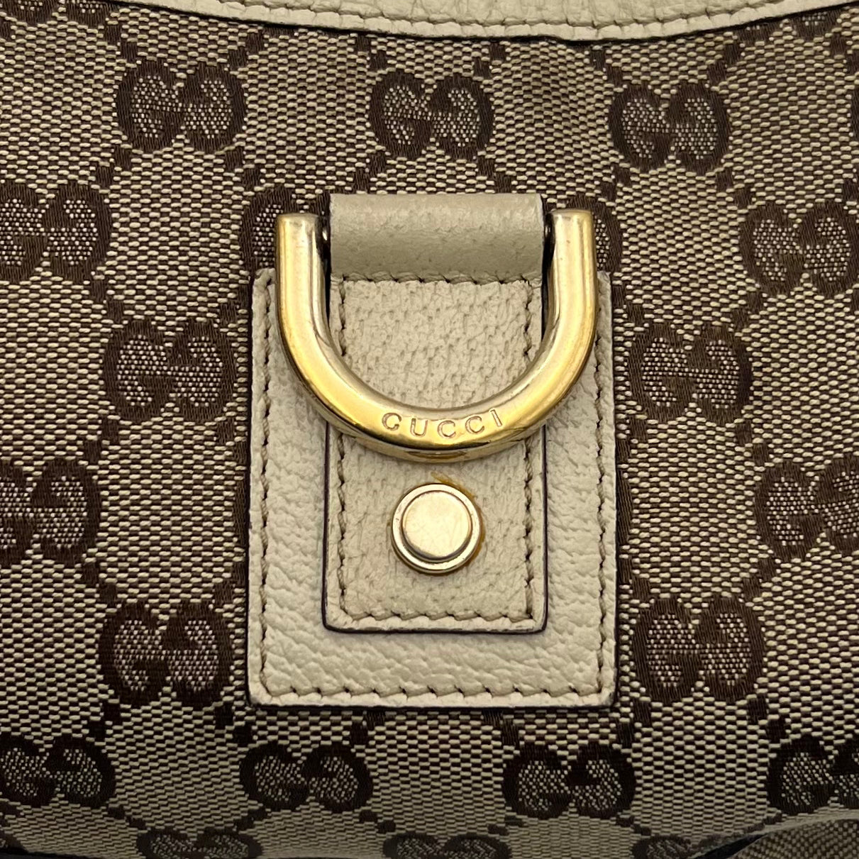 Gucci Beige Monogram Canvas and White Leather Abbey D-Ring Pochette