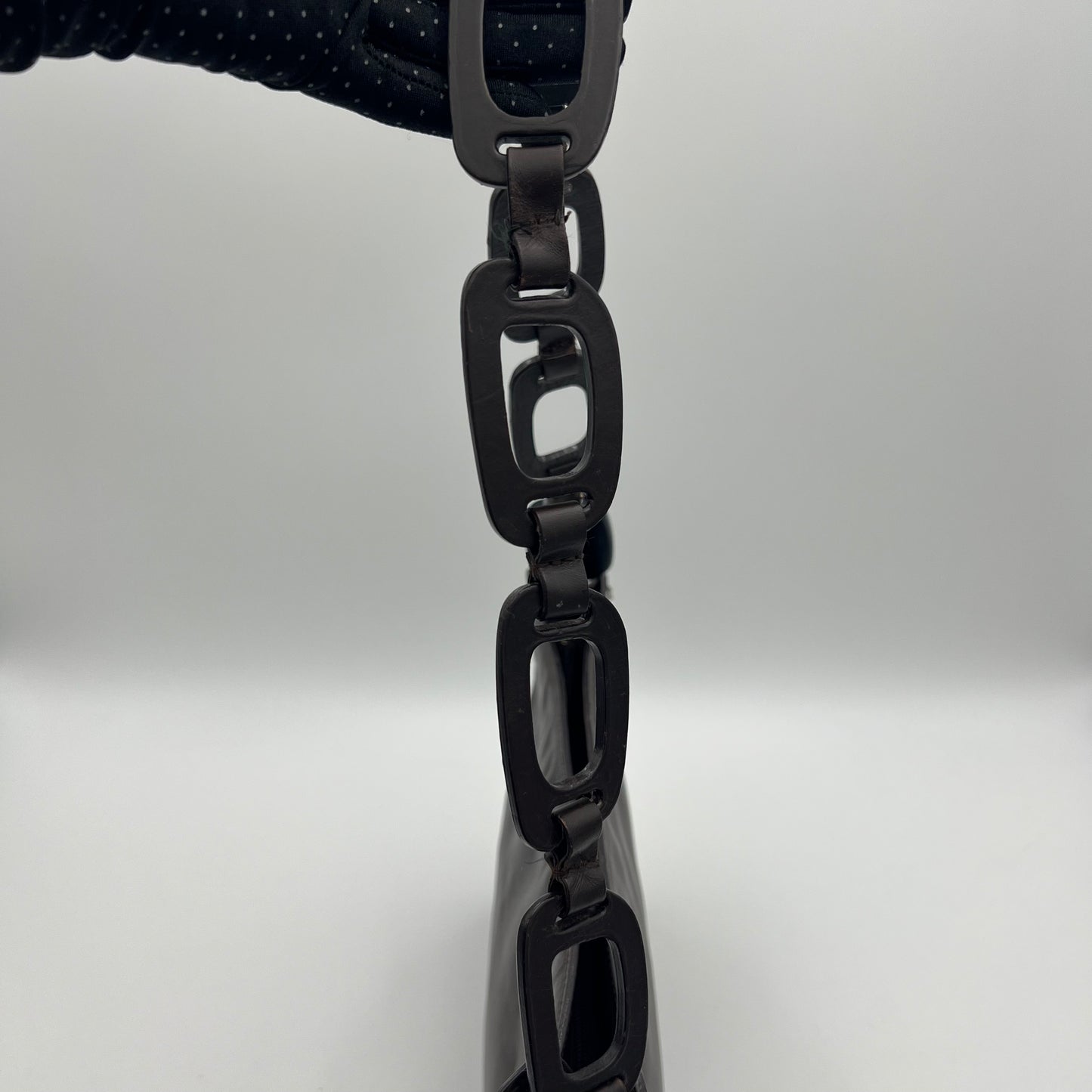 Gucci by Tom Ford 1997 Brown Leather Wood Chain Shoulder Bag